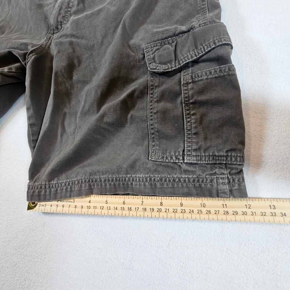 Wrangler Hero Originals Cargo Shorts Mens 36 Black Faded Cotton Relaxed Utility - Picture 10 of 11